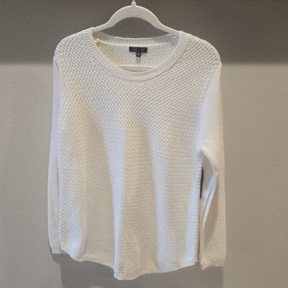 Women's White Crew Neck Sweater